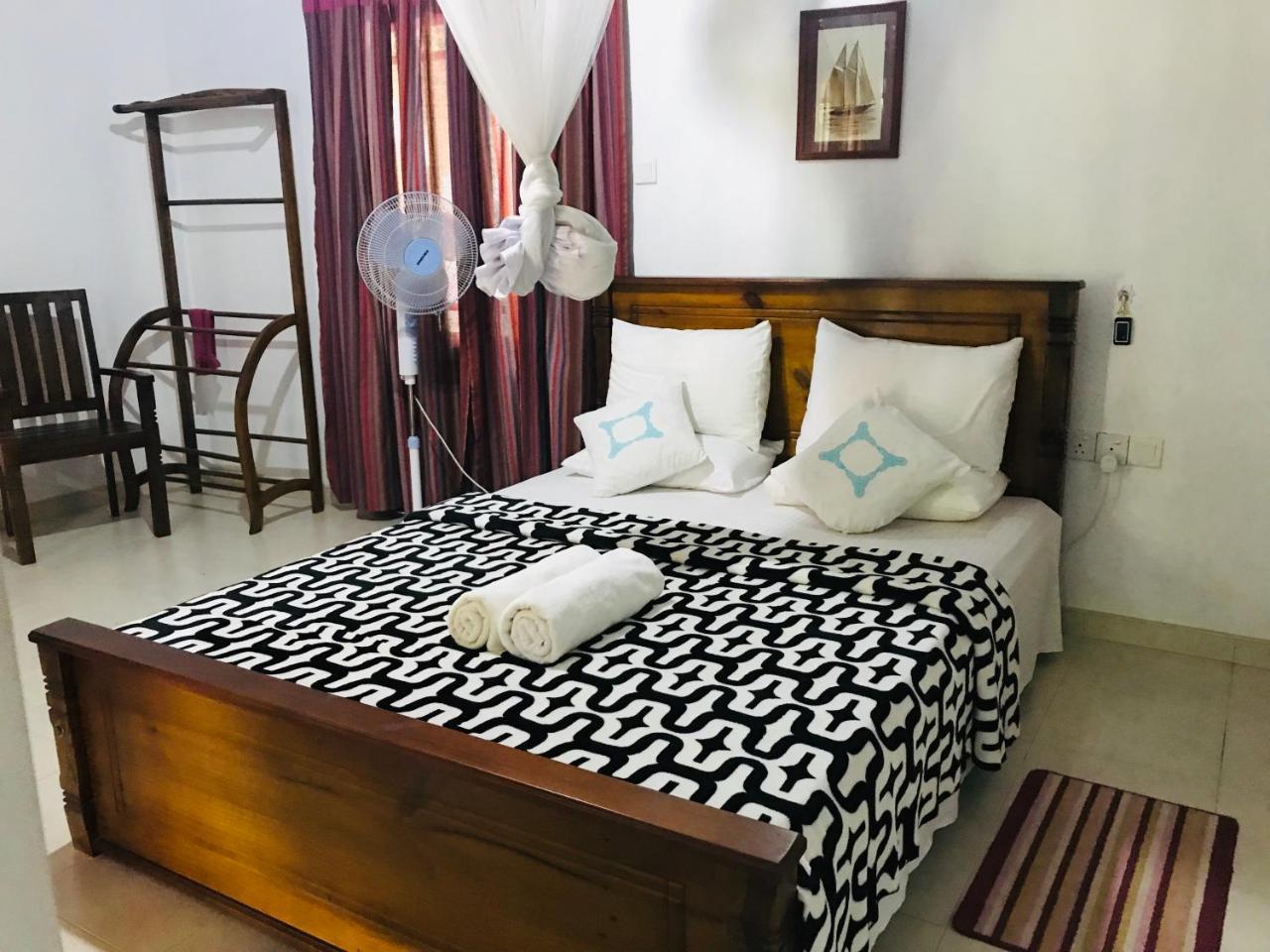 Unique Villa Kandy Eksteriør billede